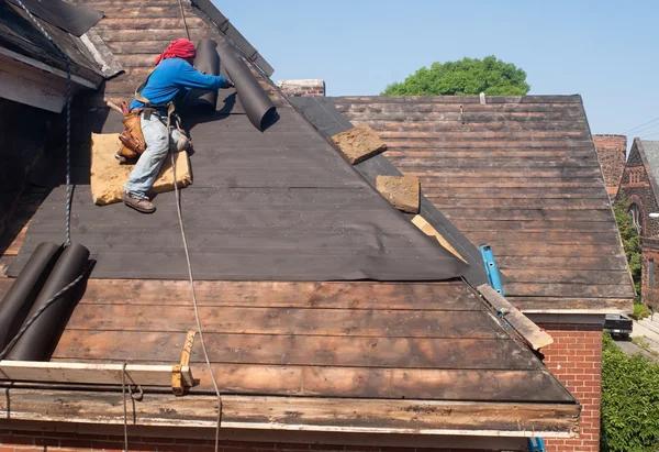 Fast, Efficient Roofing Replacement in Hialeah