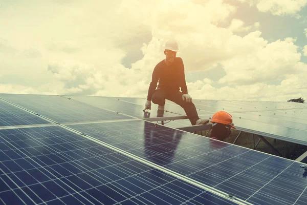 Professional Solar Installation Service for Green Energy Solutions
